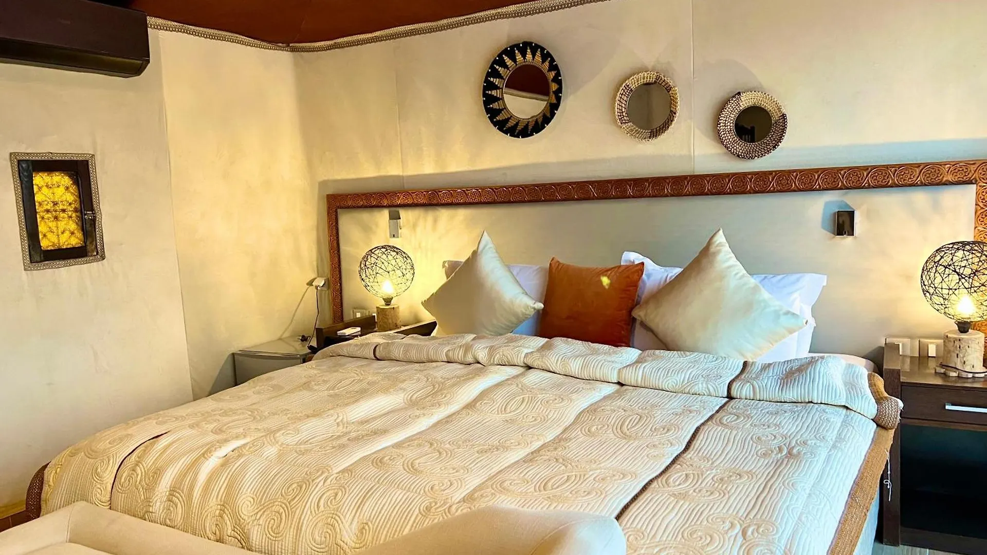 Agafay Bivouac By We Camps Hotel Marrakesh Luxury tent